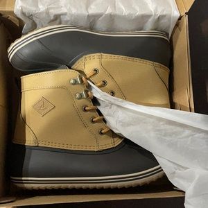 Bowline Sperry Boot size 4